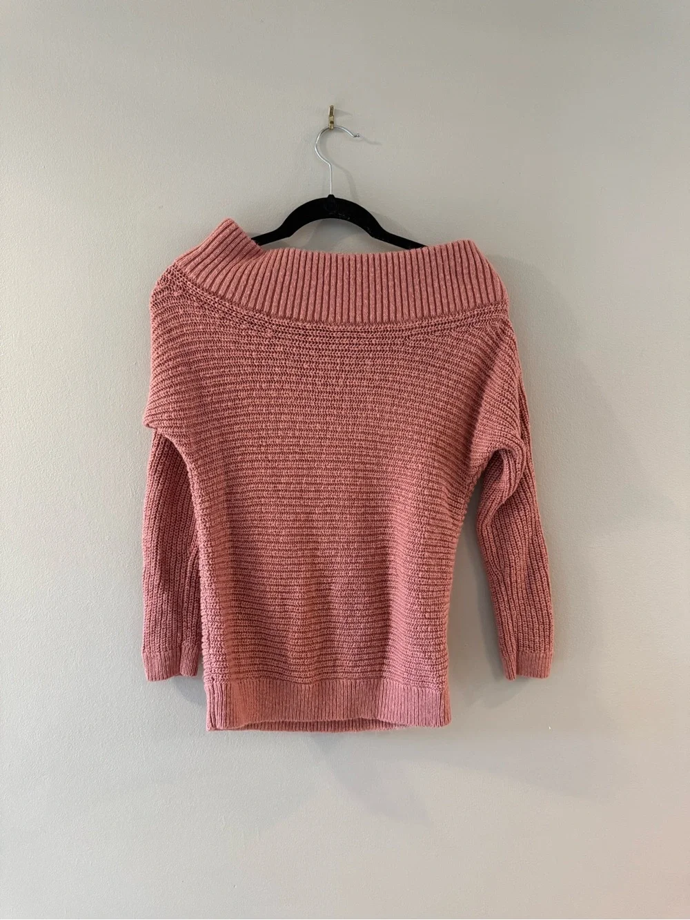 Express Off-the-Shoulder Foldover Sweater - Dusty Rose